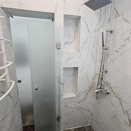 дворик Apartment